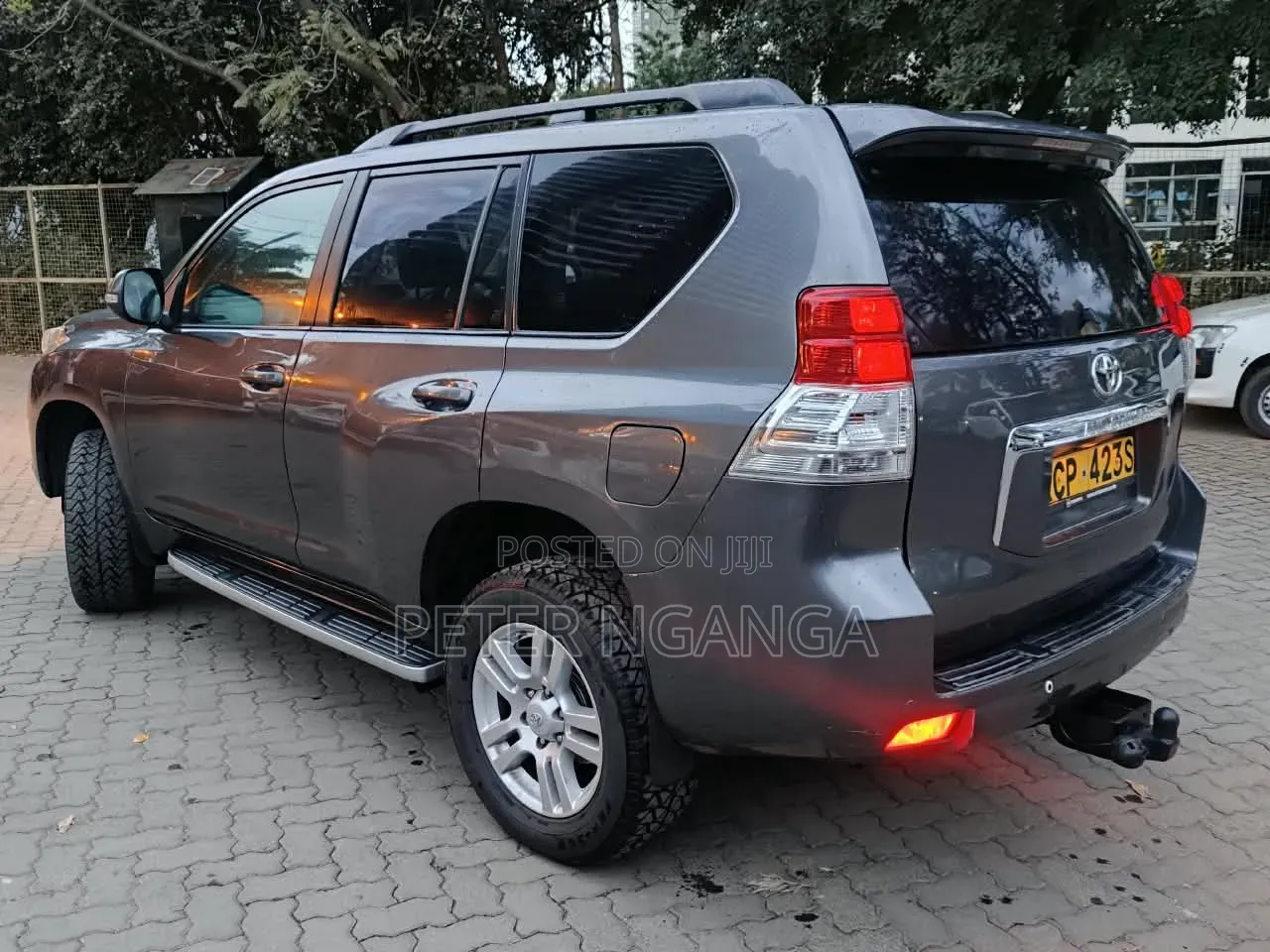 Toyota Land Cruiser Prado 3.0 TD 2010 Gray