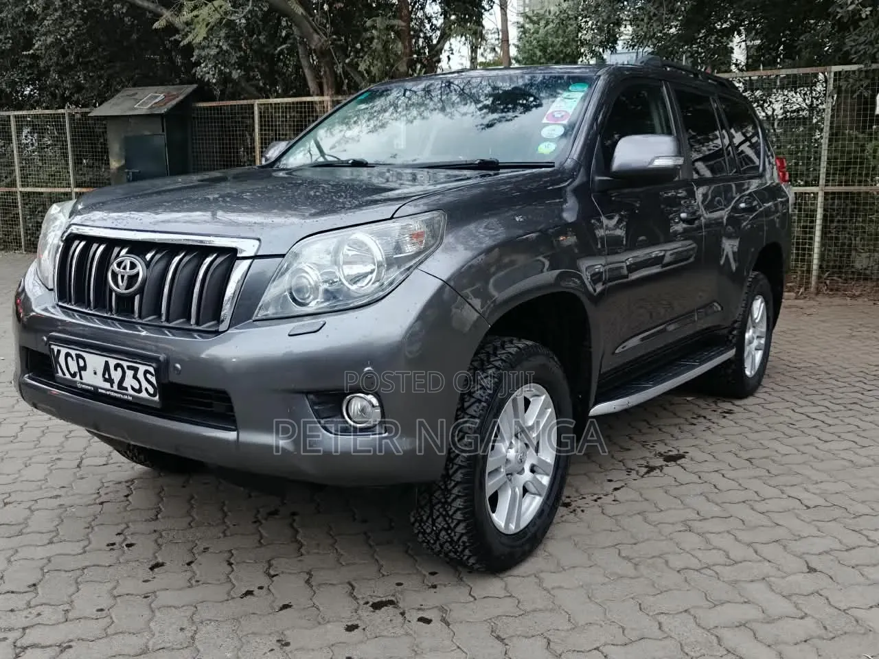 Toyota Land Cruiser Prado 3.0 TD 2010 Gray
