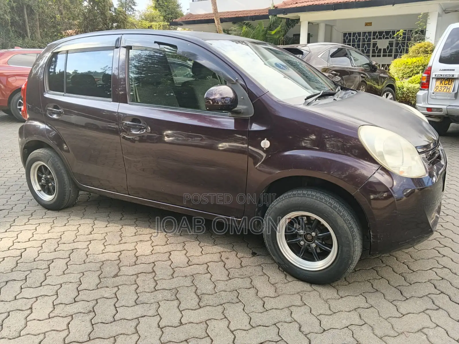 Toyota Passo 1.0 FWD 2013 Burgundy