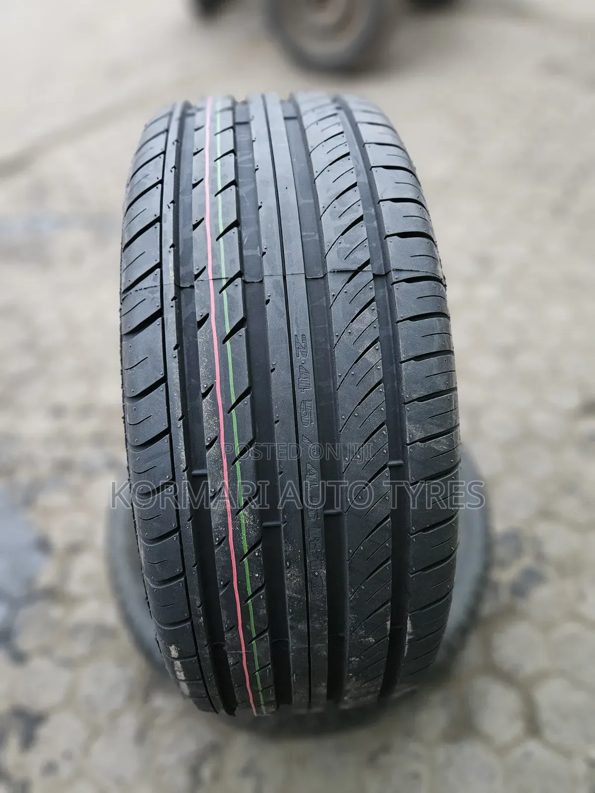 245/45r18 Townhall Tire