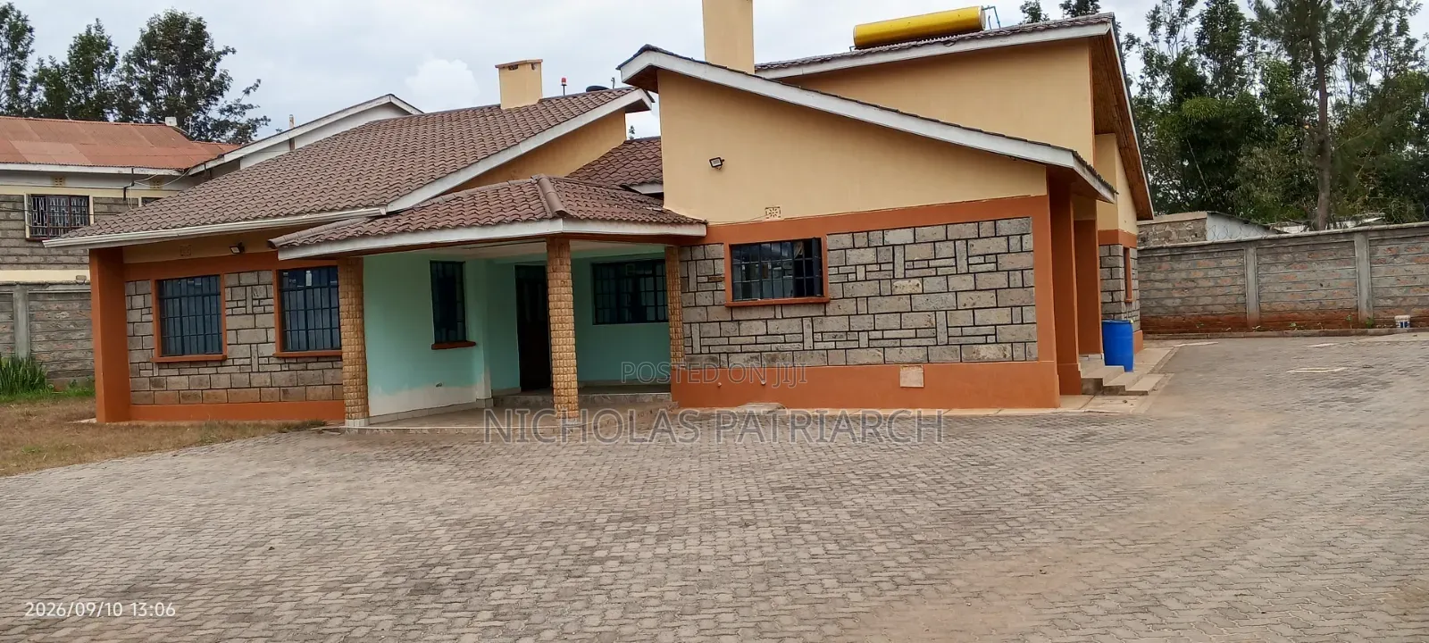 3 Bedroom House Machakos - Miwani Selling