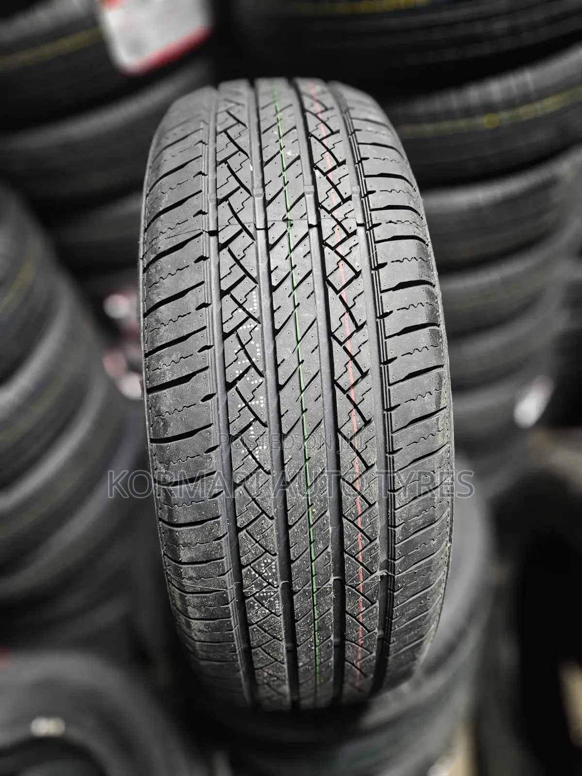 215/60r17 Comforser Tire