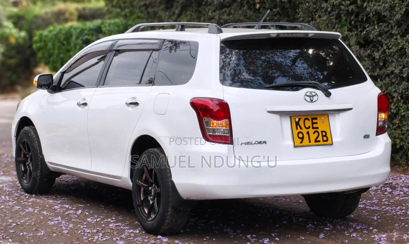 Toyota Corolla Fielder 2009 White