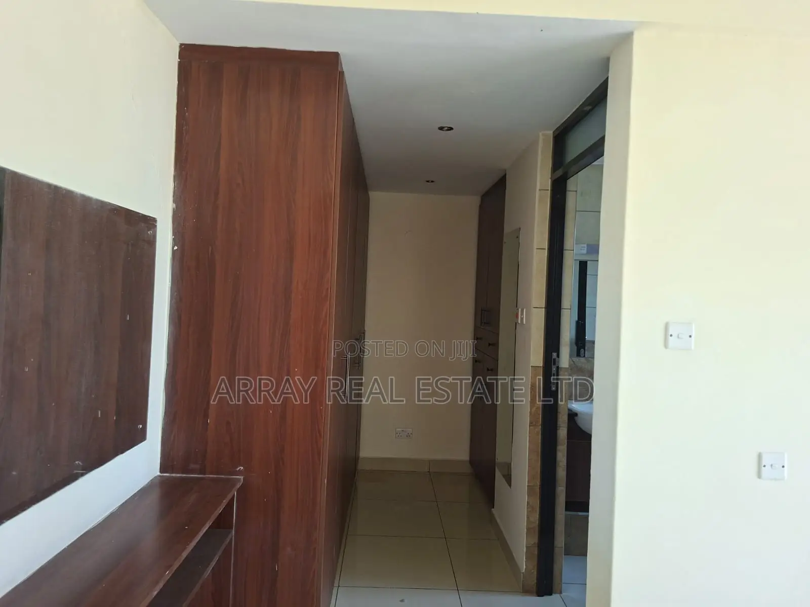 3bdrm Apartment in Raphta Road Area for sale