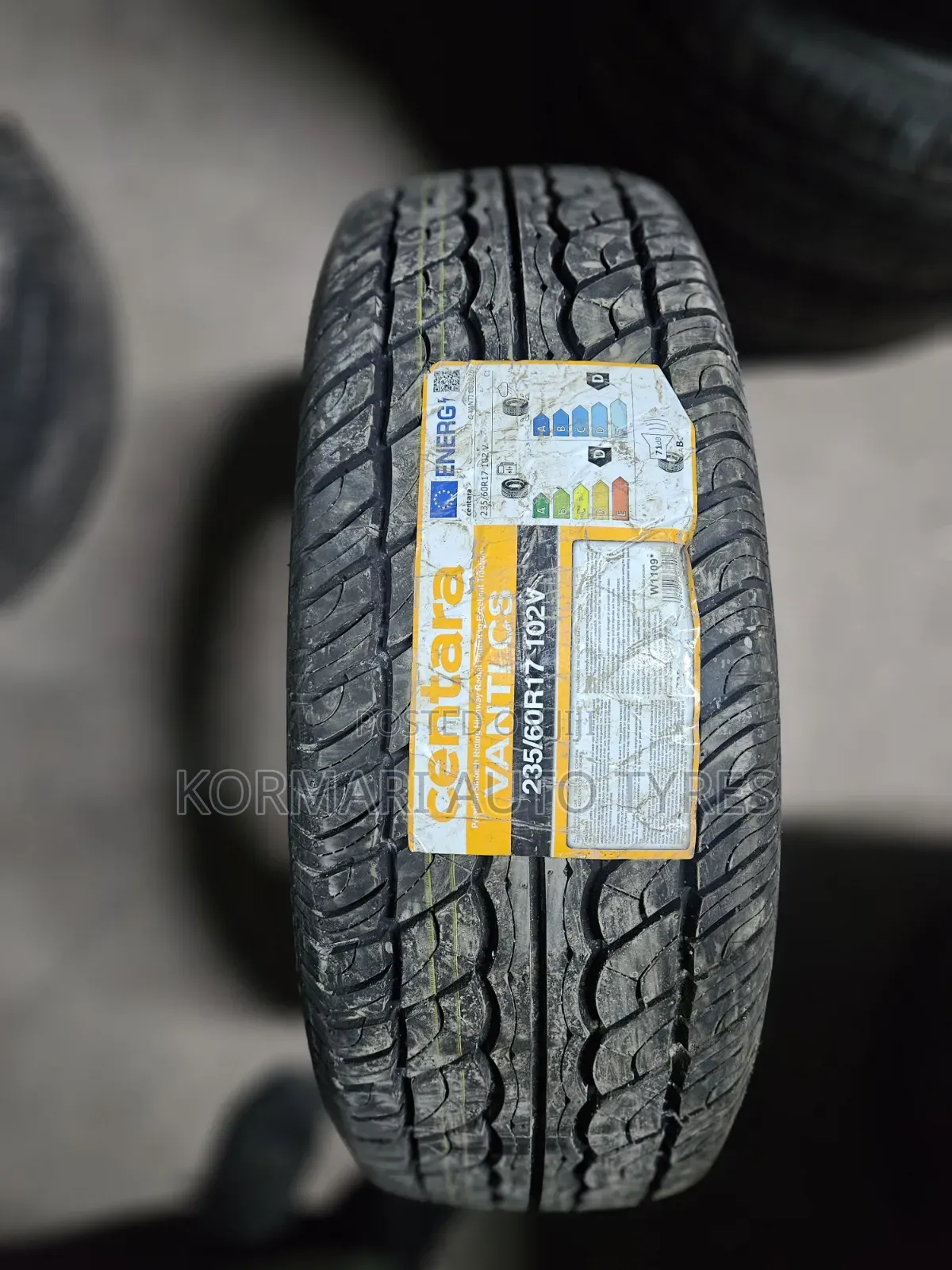 235/60r17 Centara 102V Tire