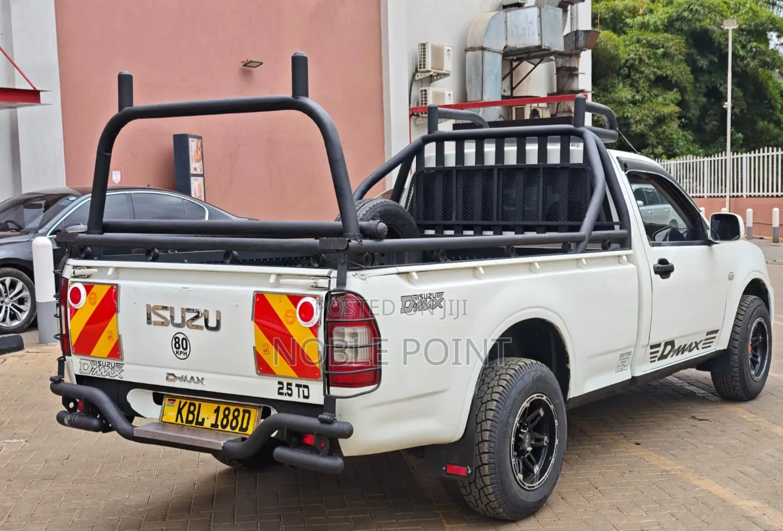 Isuzu D-MAX 2009 White