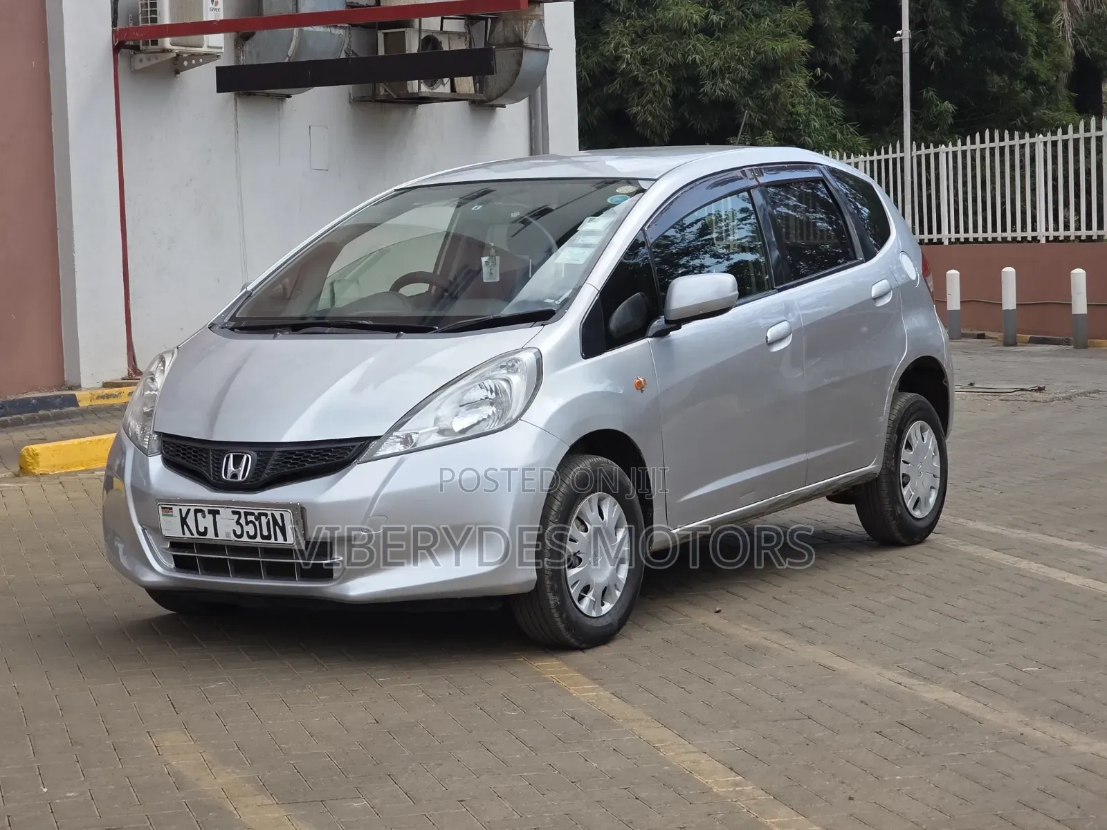 Honda Fit 2011 Silver