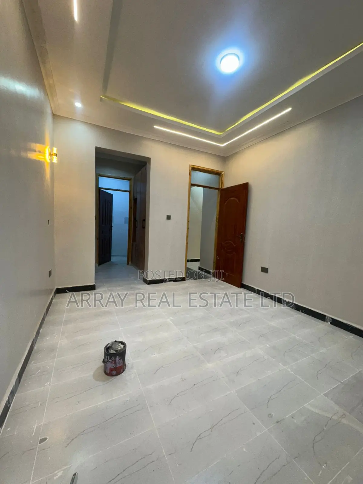 3bdrm Bungalow in Karai for sale