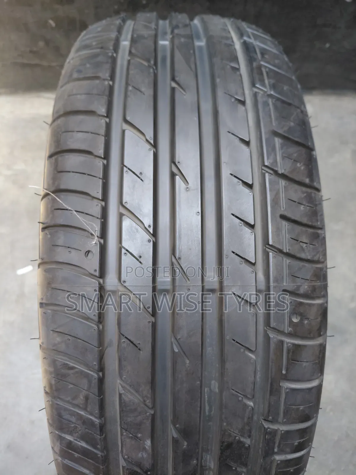 225/55r17 Falken Zeix Ze914