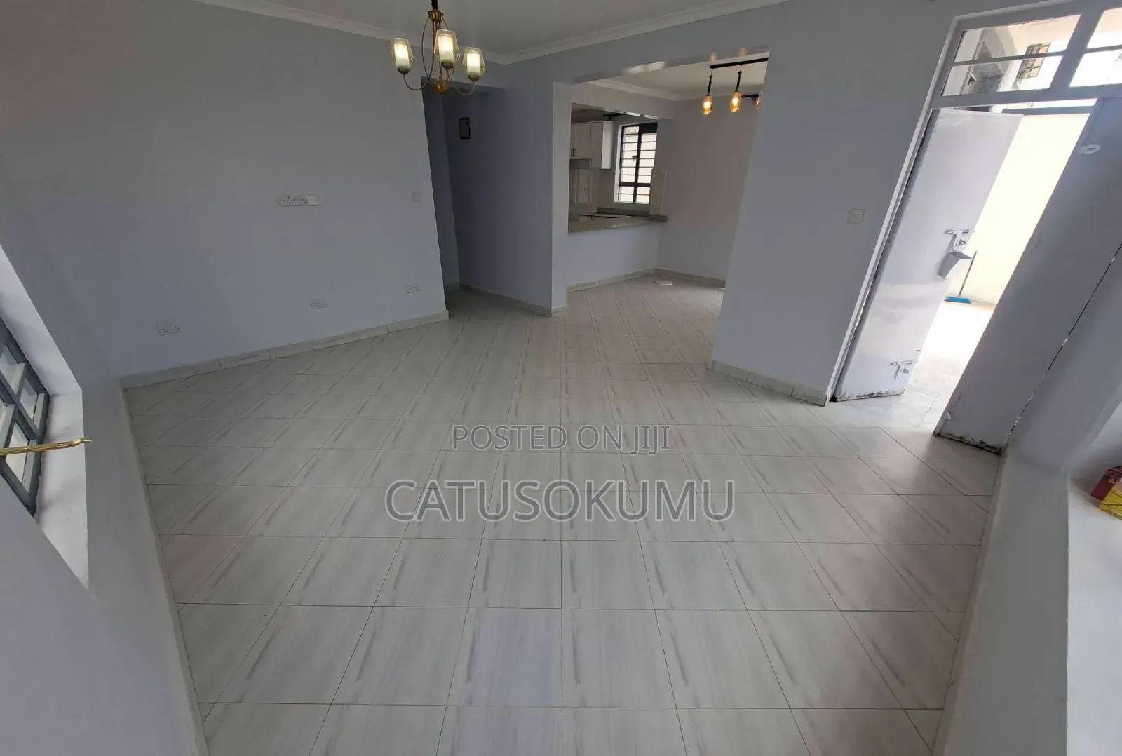 5bdrm Maisonette in Katani for rent