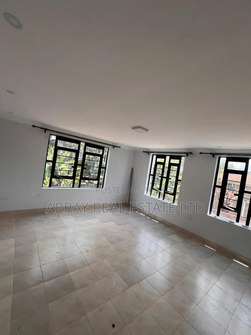 5bdrm Townhouse/Terrace in Muguga for sale