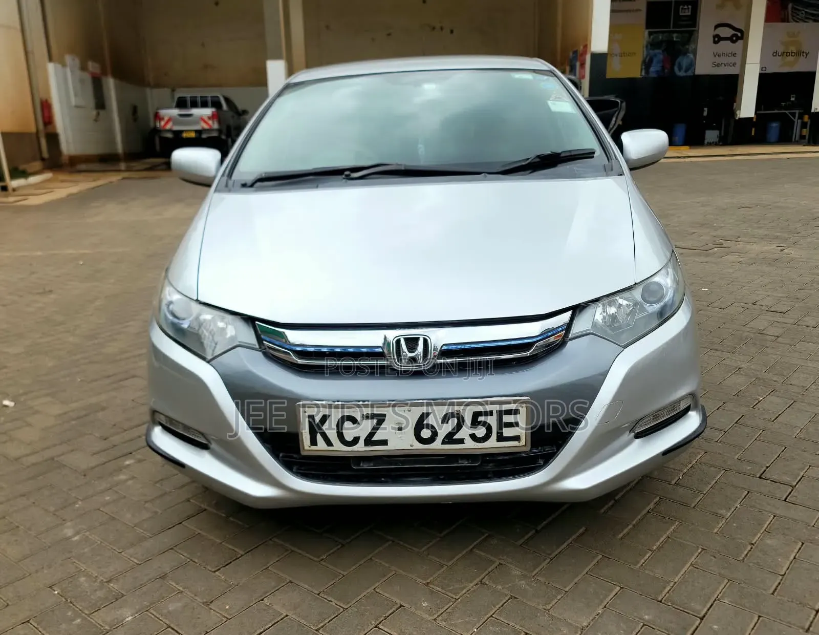 Honda Insight Hybrid 2013 Silver