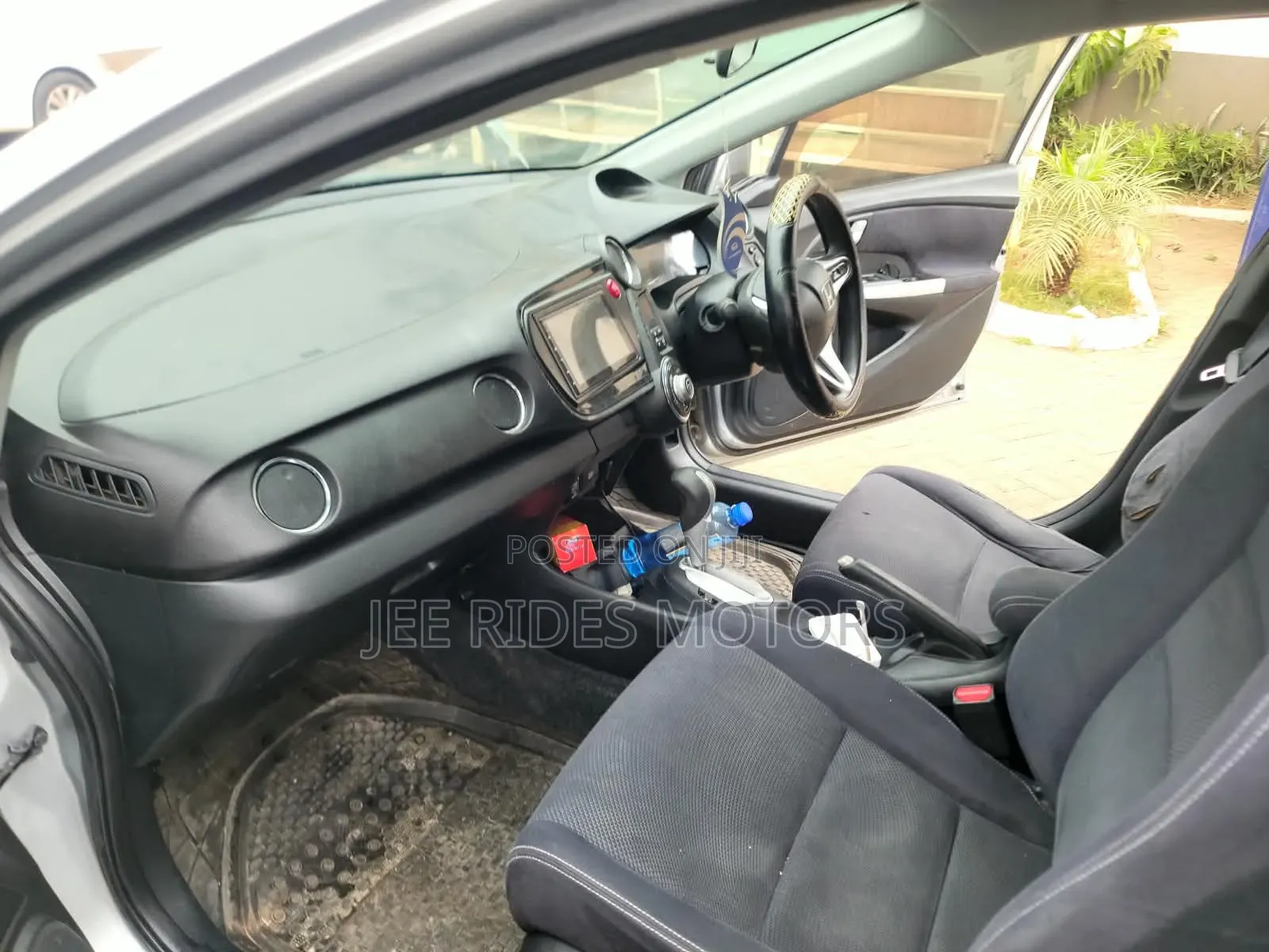 Honda Insight Hybrid 2013 Silver