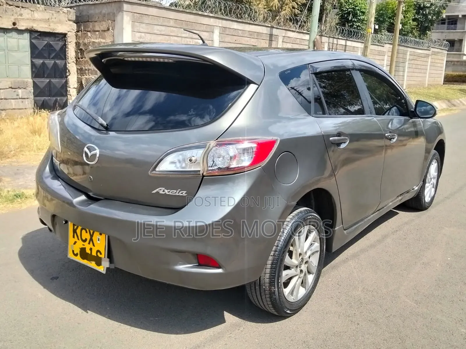 Mazda Axela 2012 Gray
