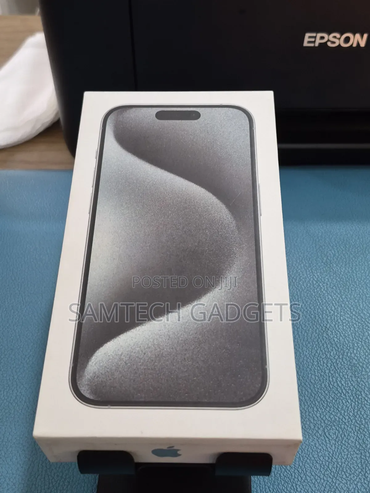 New Apple iPhone 15 Pro 256 GB White
