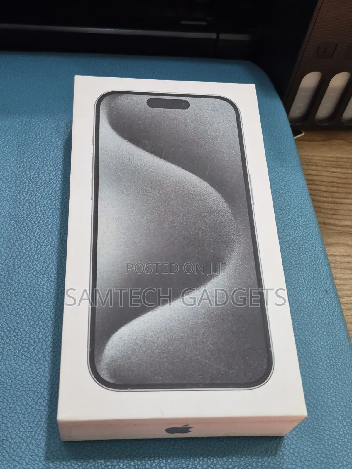 New Apple iPhone 15 Pro 256 GB White