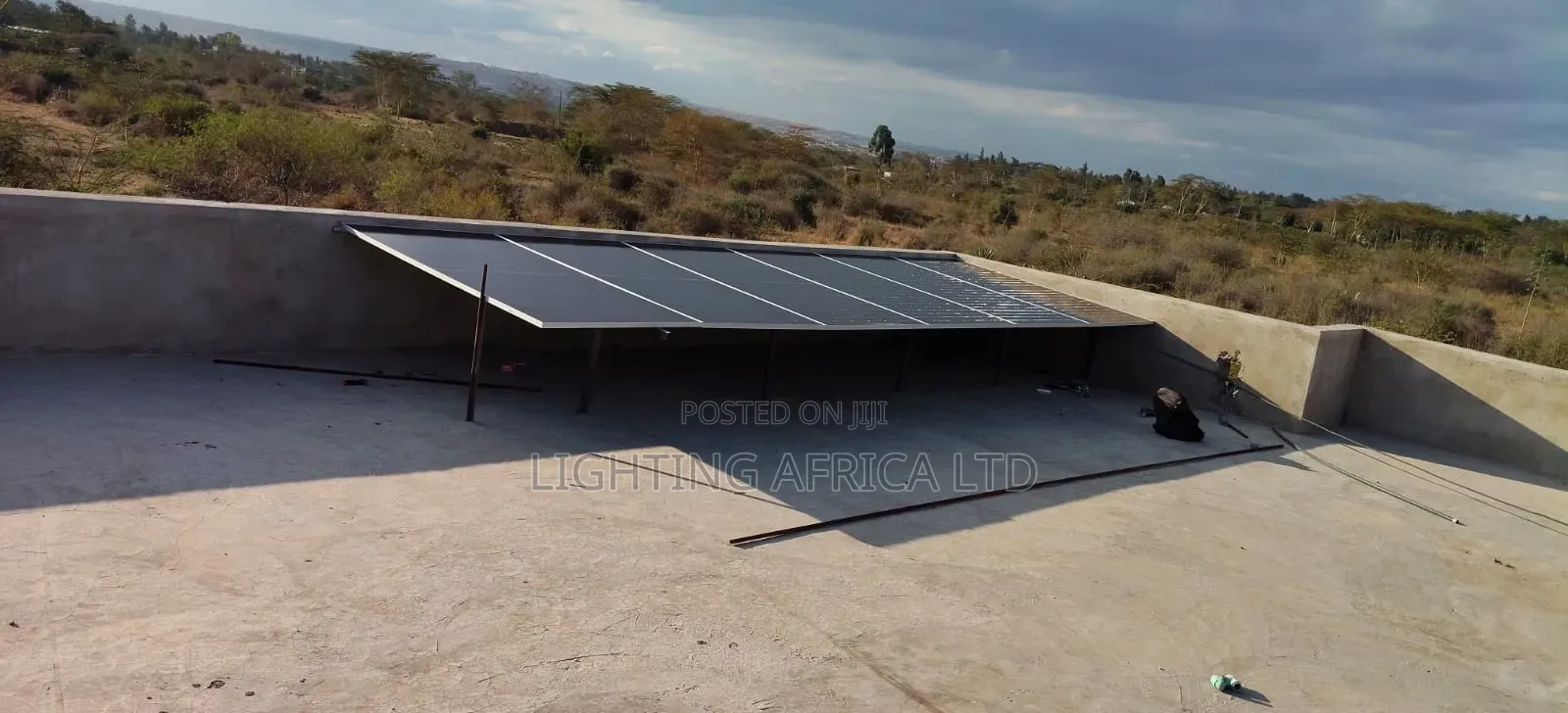 Must 3.2kva - 5.12kwh Lithium - (6)600w Solar's - Free Installation