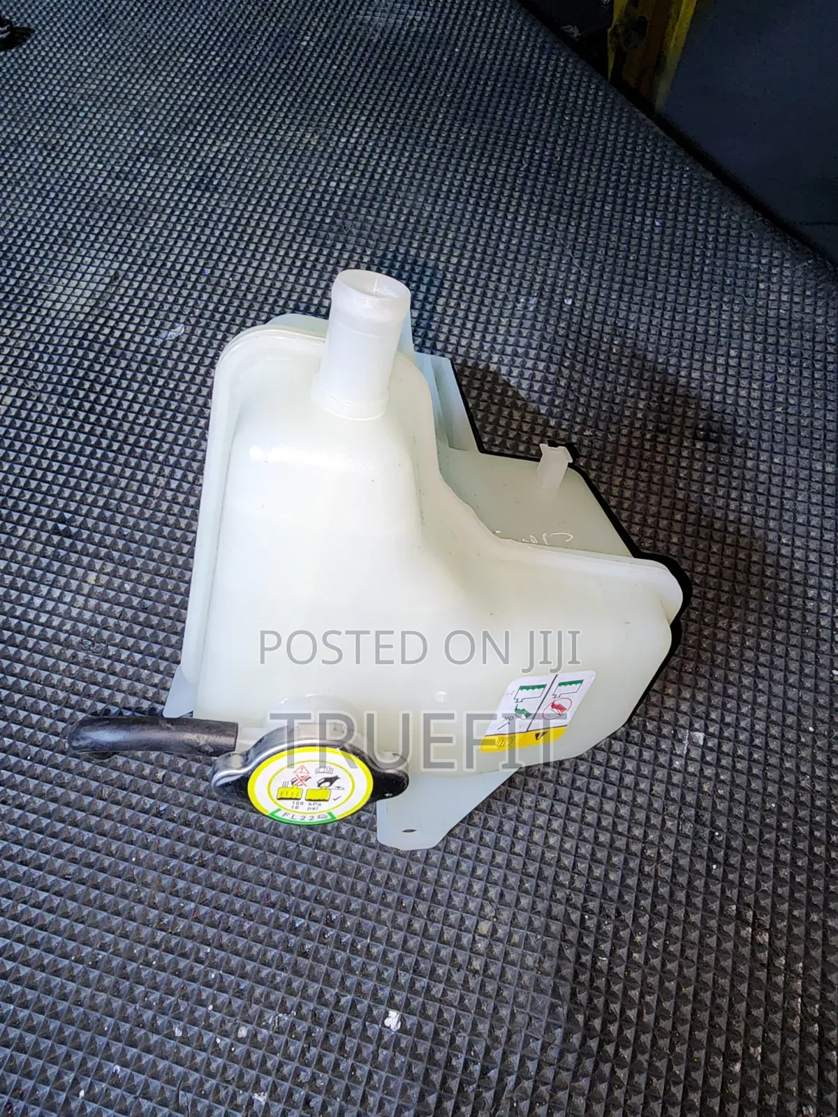 Coolant/Reservoir Bottle for Mazda Tribute/