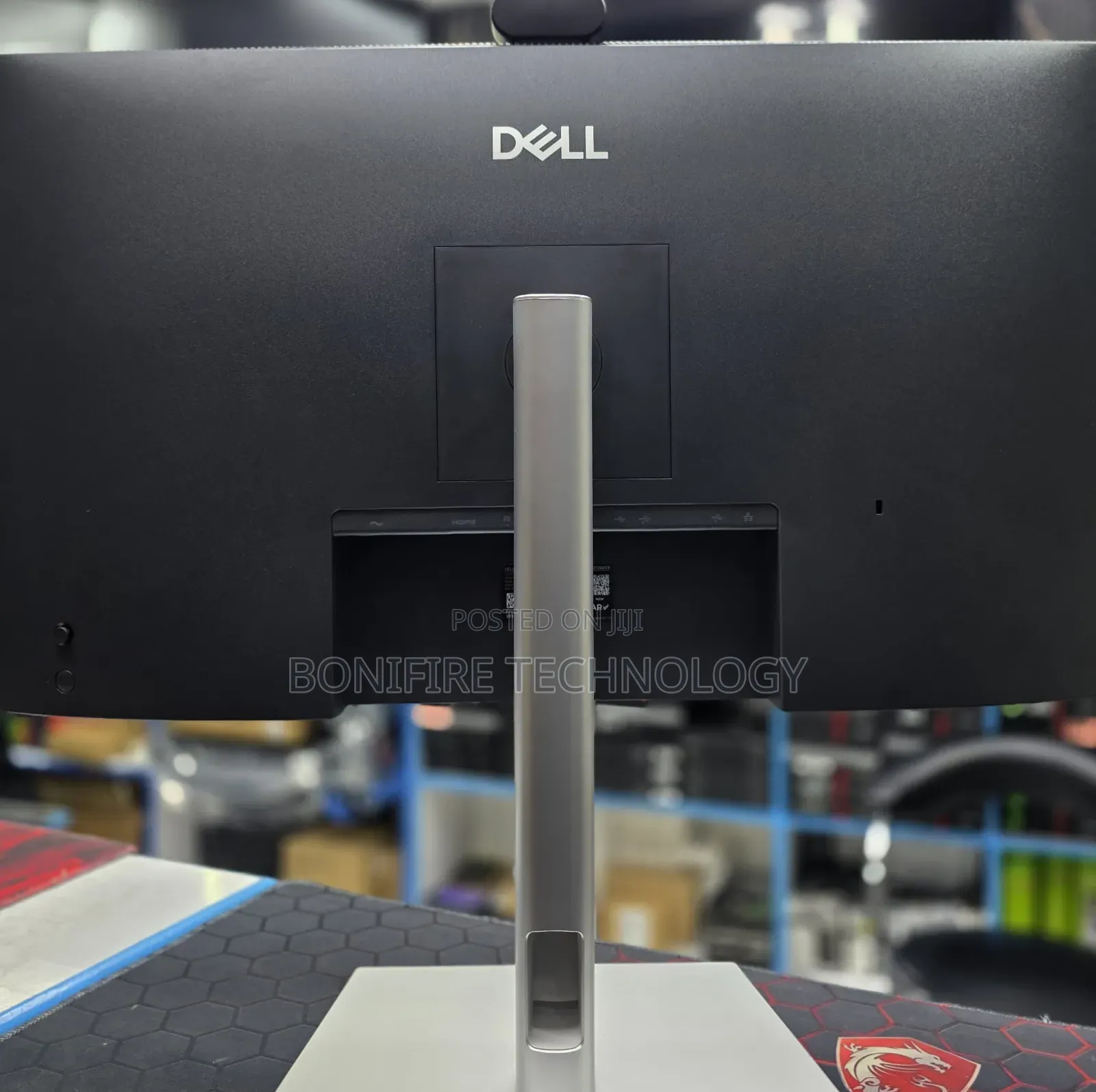 Dell Pro P2726DEB 27 Inch QHD Conferencing Monitor
