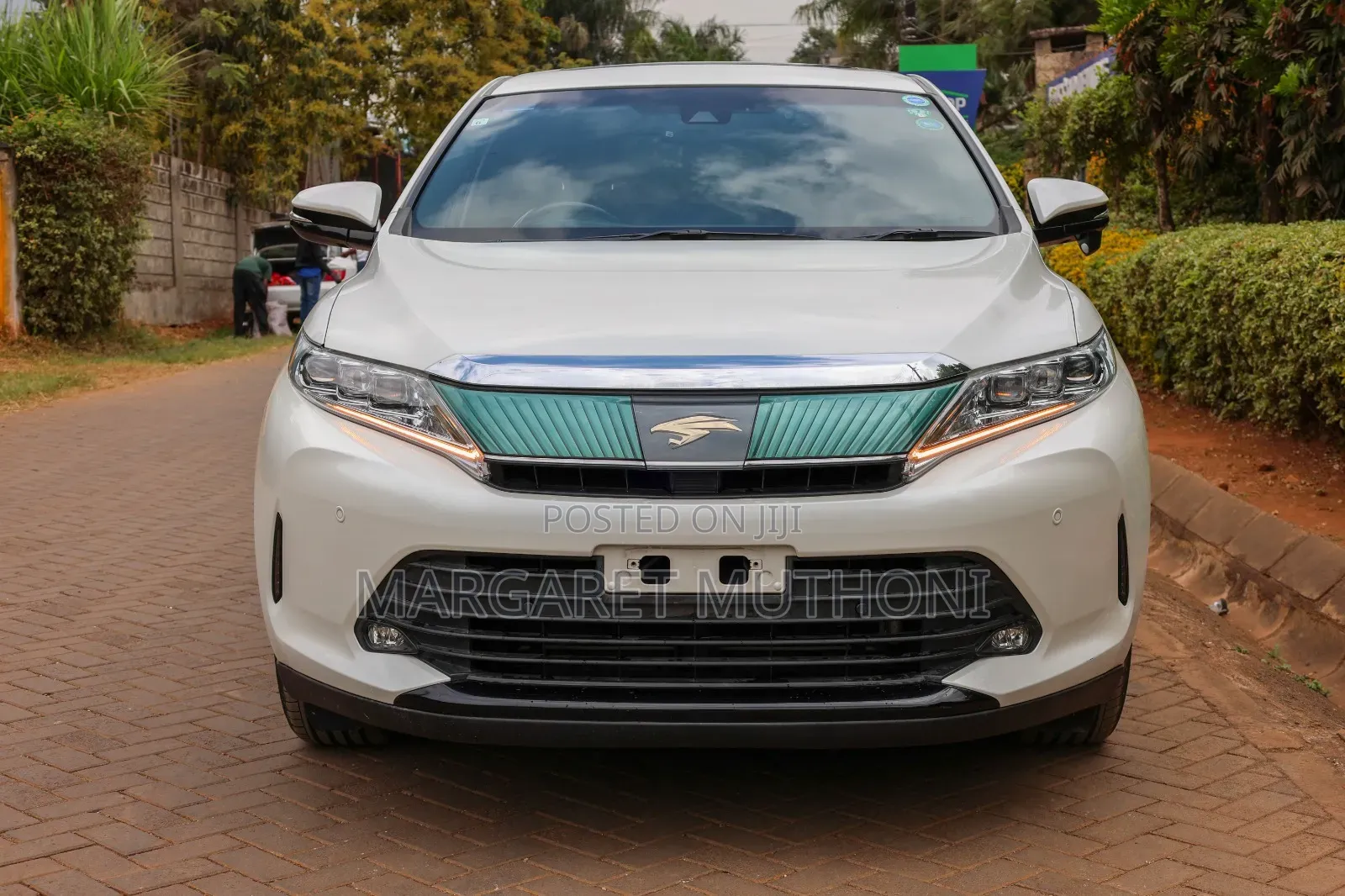 Toyota Harrier 2.0 2018 White