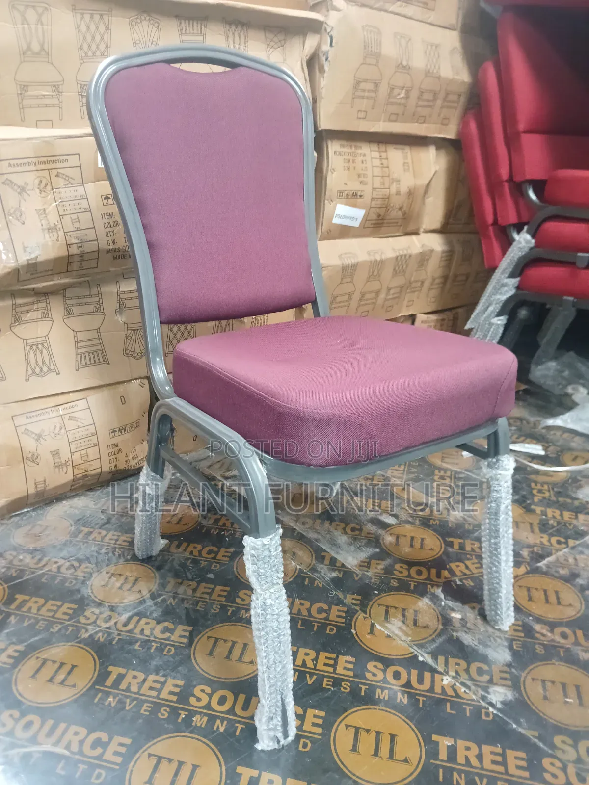 Maroon Fabric Banquet Chair – Heavy-Duty Conference Event Chair