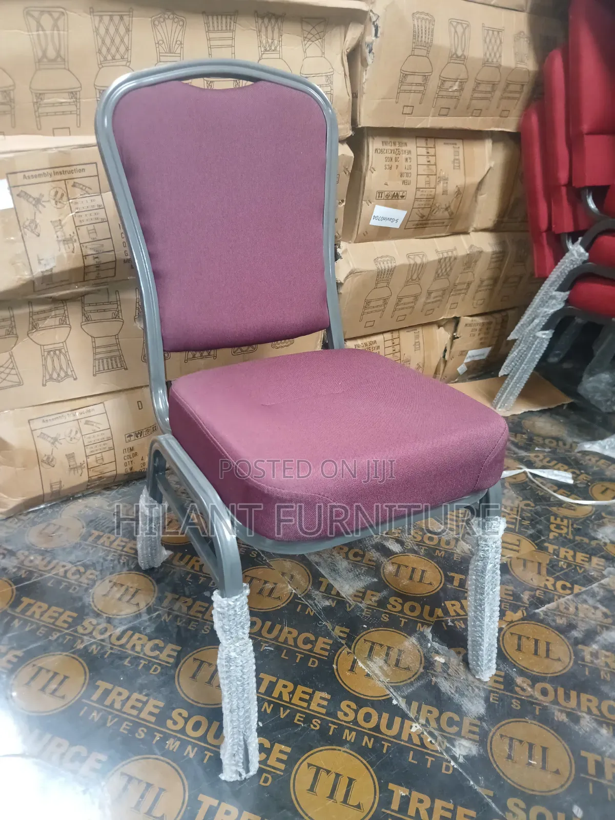Maroon Fabric Banquet Chair – Heavy-Duty Conference Event Chair