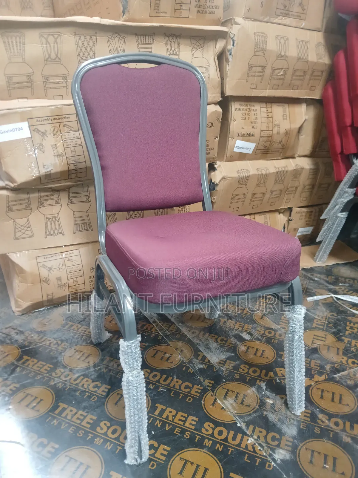Maroon Fabric Banquet Chair – Heavy-Duty Conference Event Chair