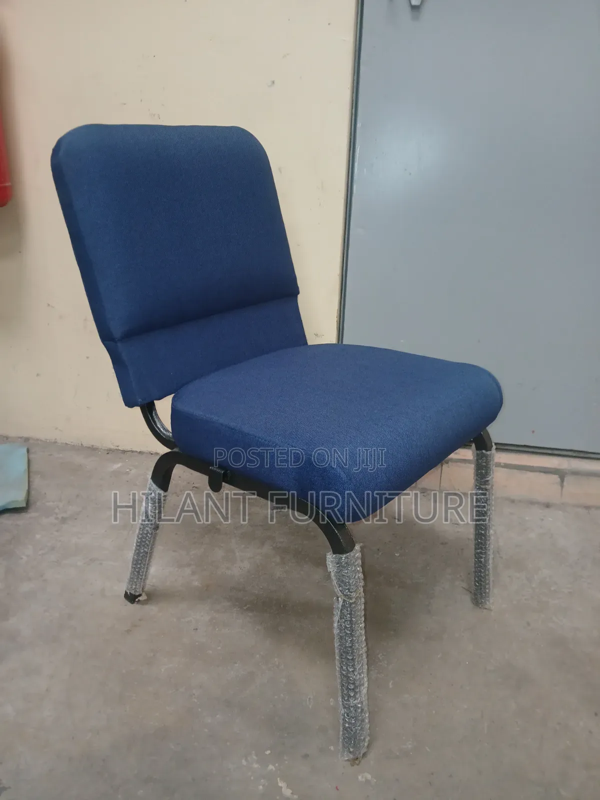 Blue Fabric Visitor Chair – Padded Office Conference Chair