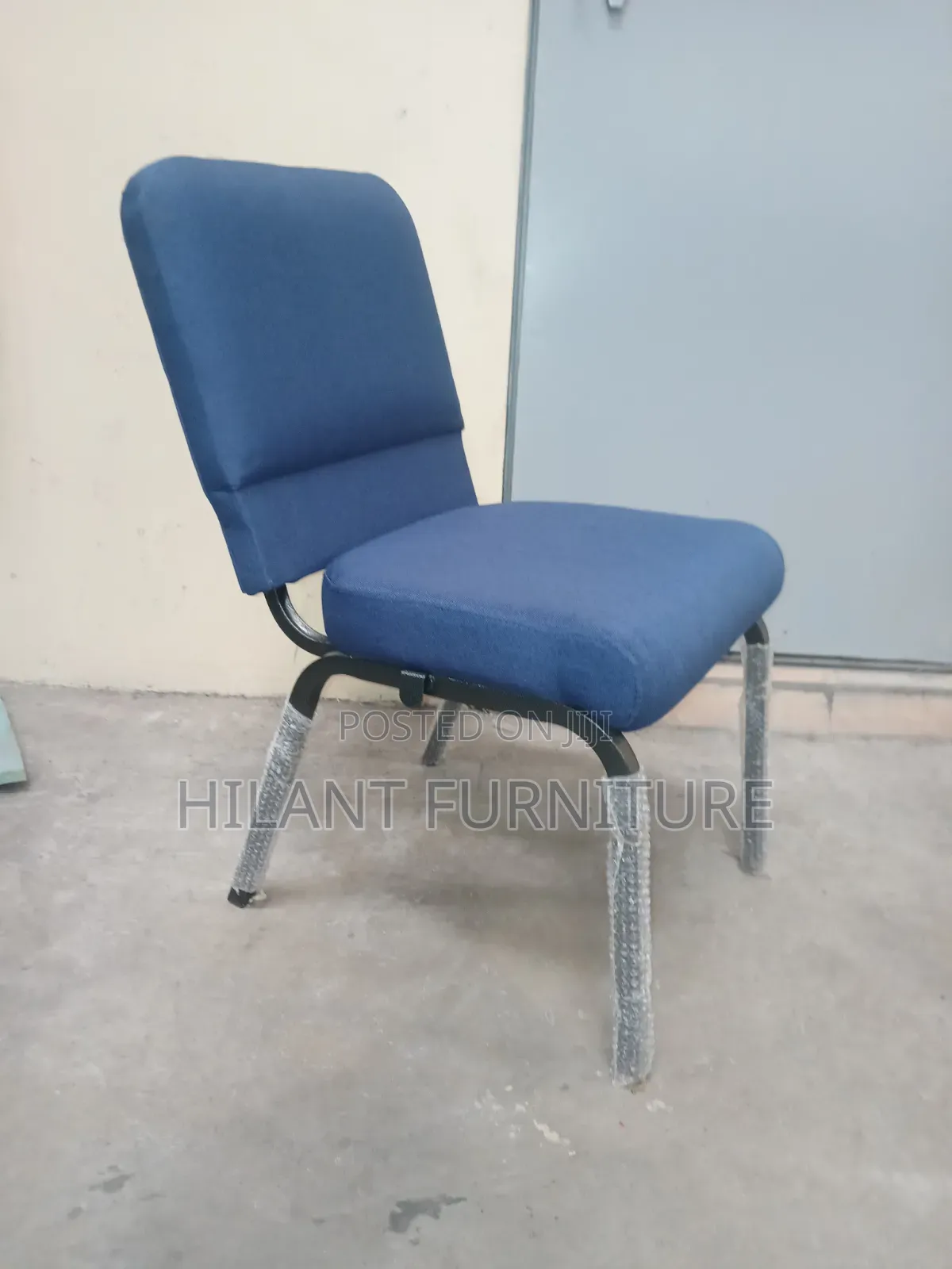 Blue Fabric Visitor Chair – Padded Office Conference Chair