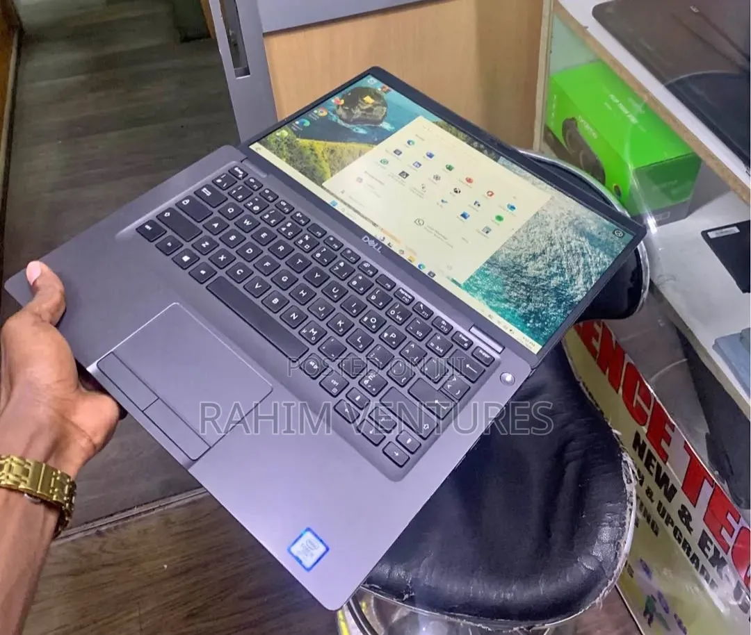 Laptop Dell Latitude 5400 8GB Intel Core i7 SSD 256GB