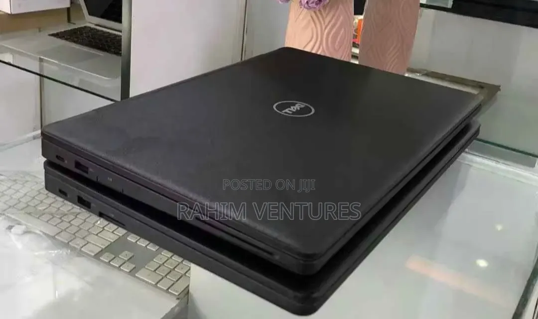 Laptop Dell Latitude 14 5480 8GB Intel Core i5 SSD 256GB