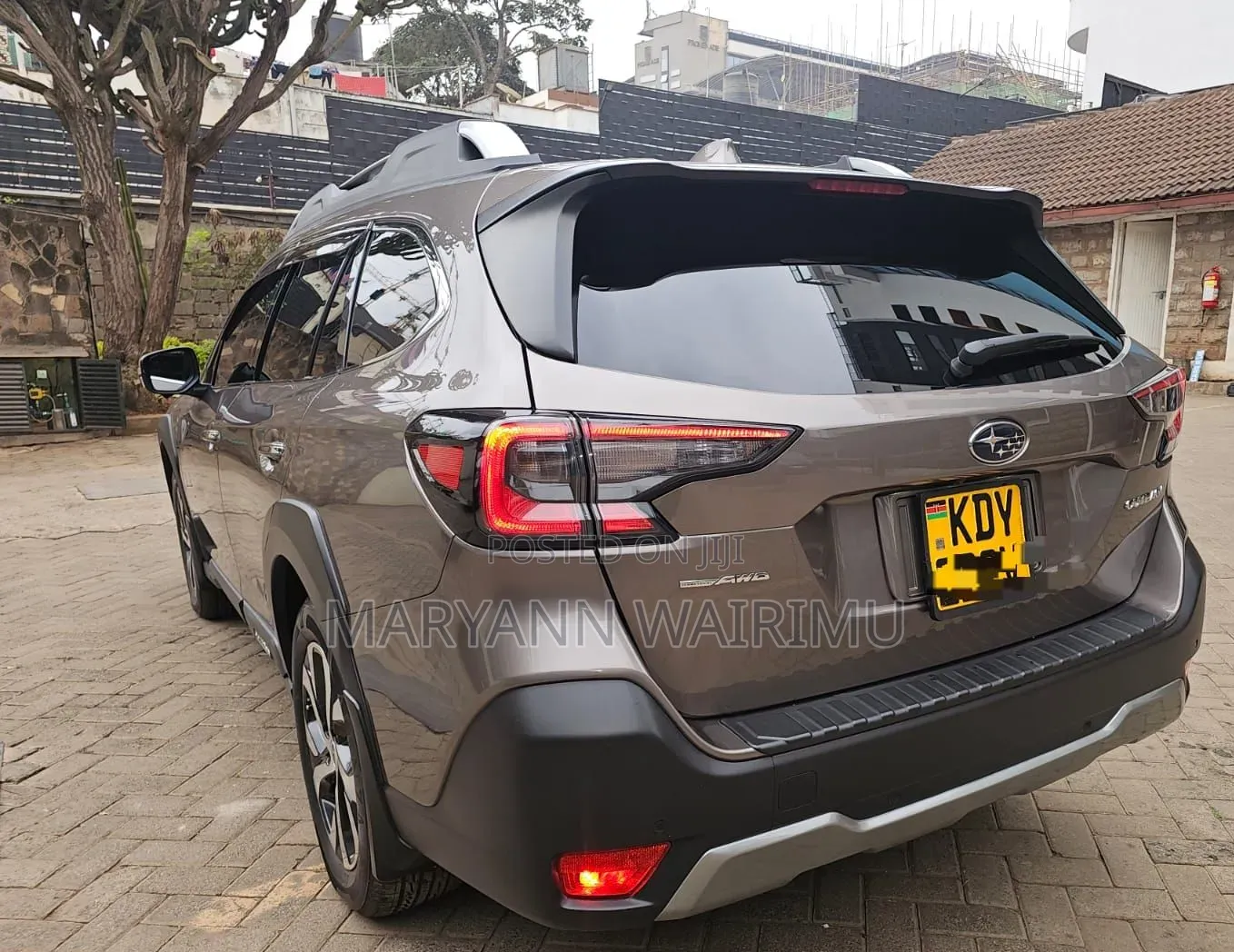 Subaru Outback 2023 Brown