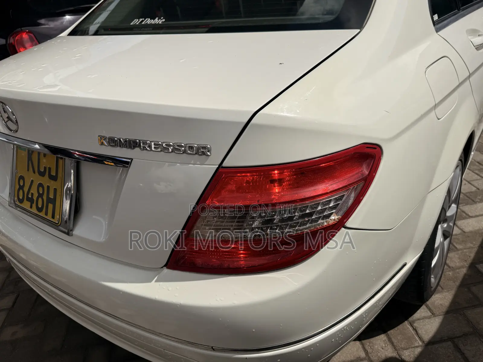 Mercedes-Benz C200 2009 Pearl
