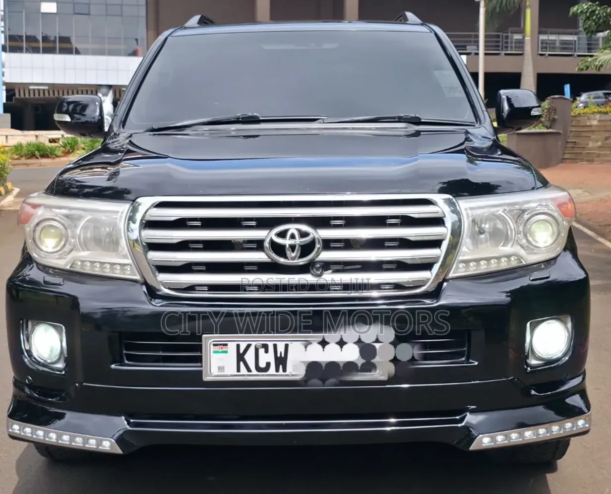 Toyota Land Cruiser 2012 Black