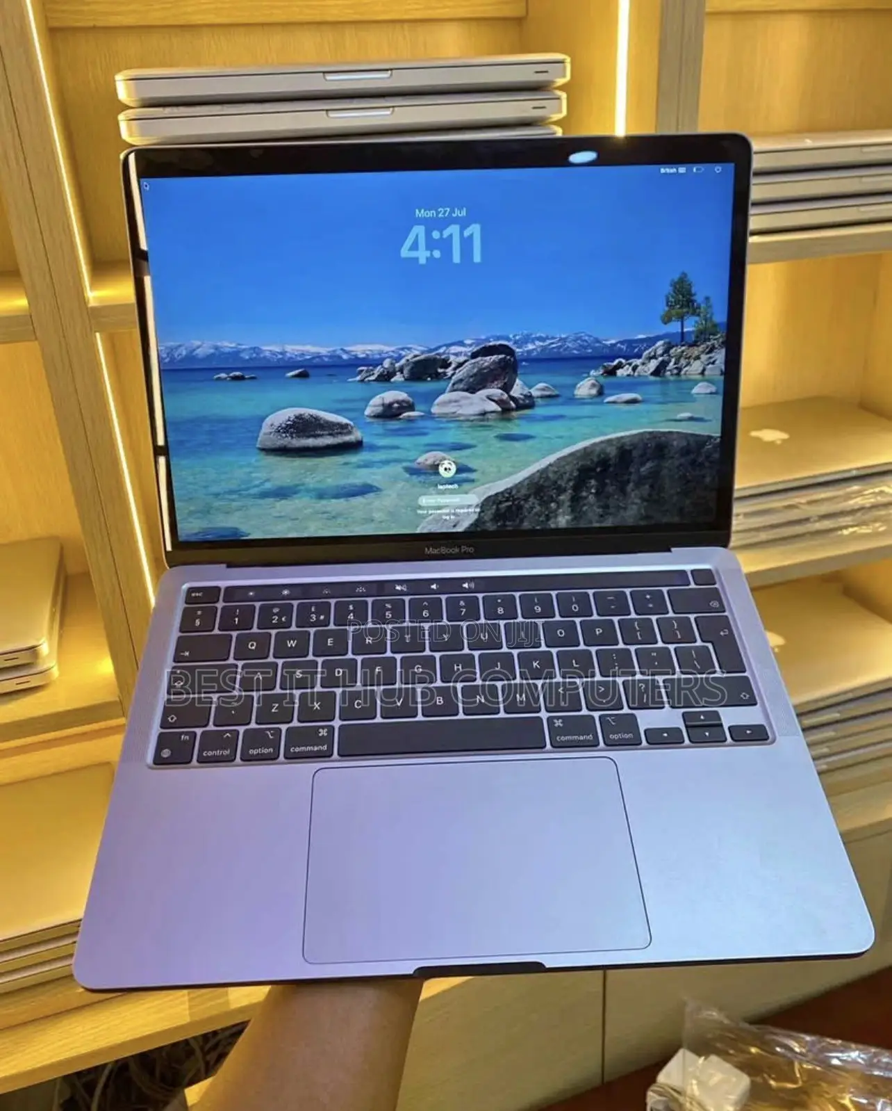 Laptop Apple MacBook Pro 2020 32GB Intel Core i7 SSD 512GB