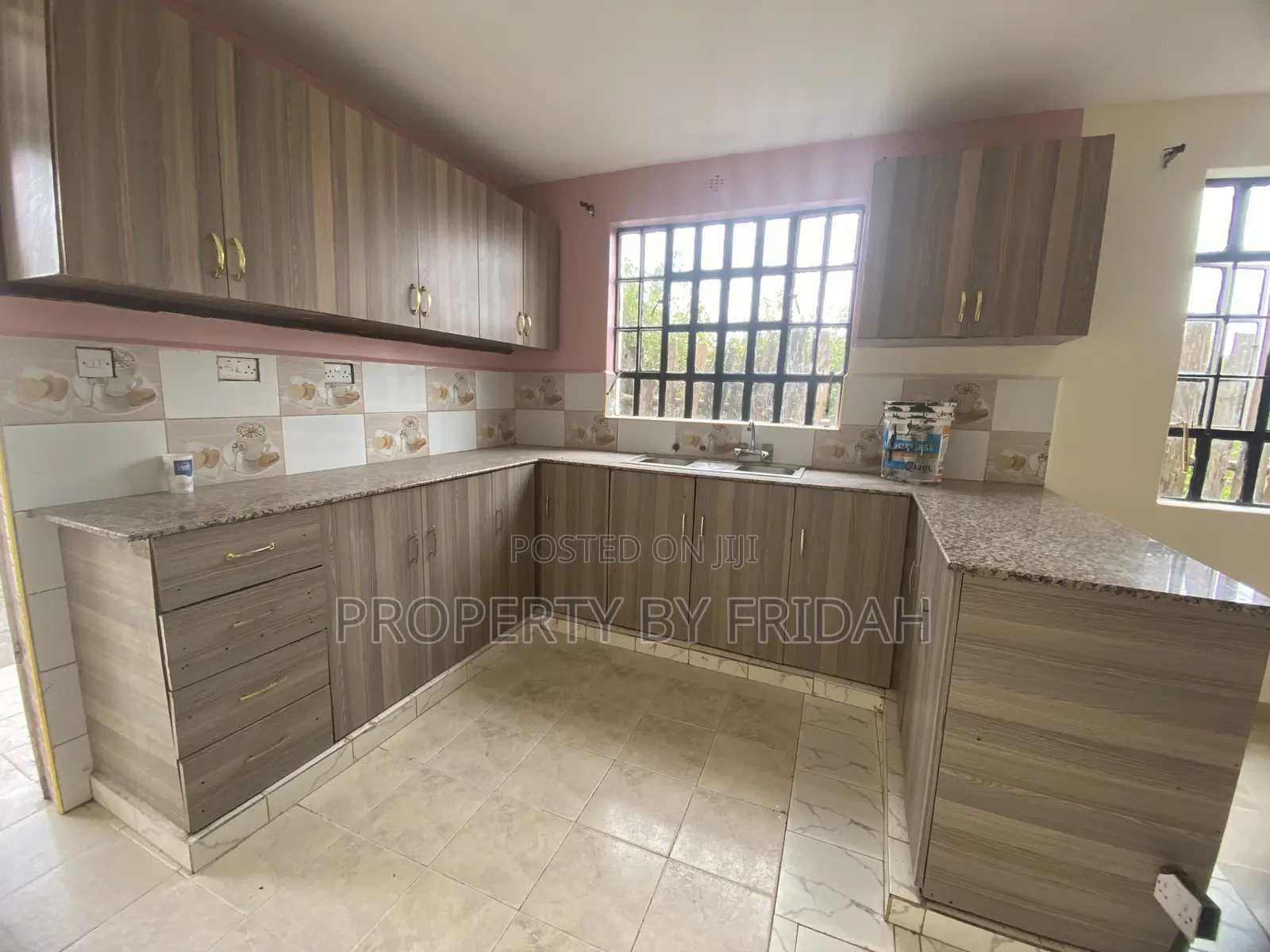 4bdrm Mansion in Kitengela for rent