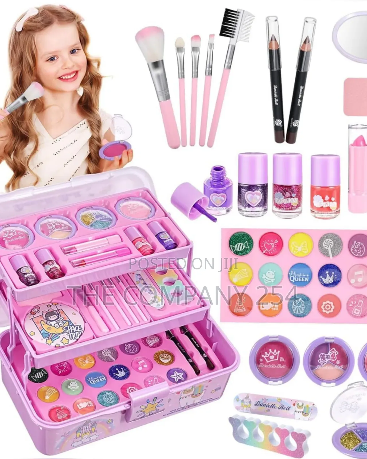 The Danielle Kids’ Make-Up Set Is Back Stylish Safe Design