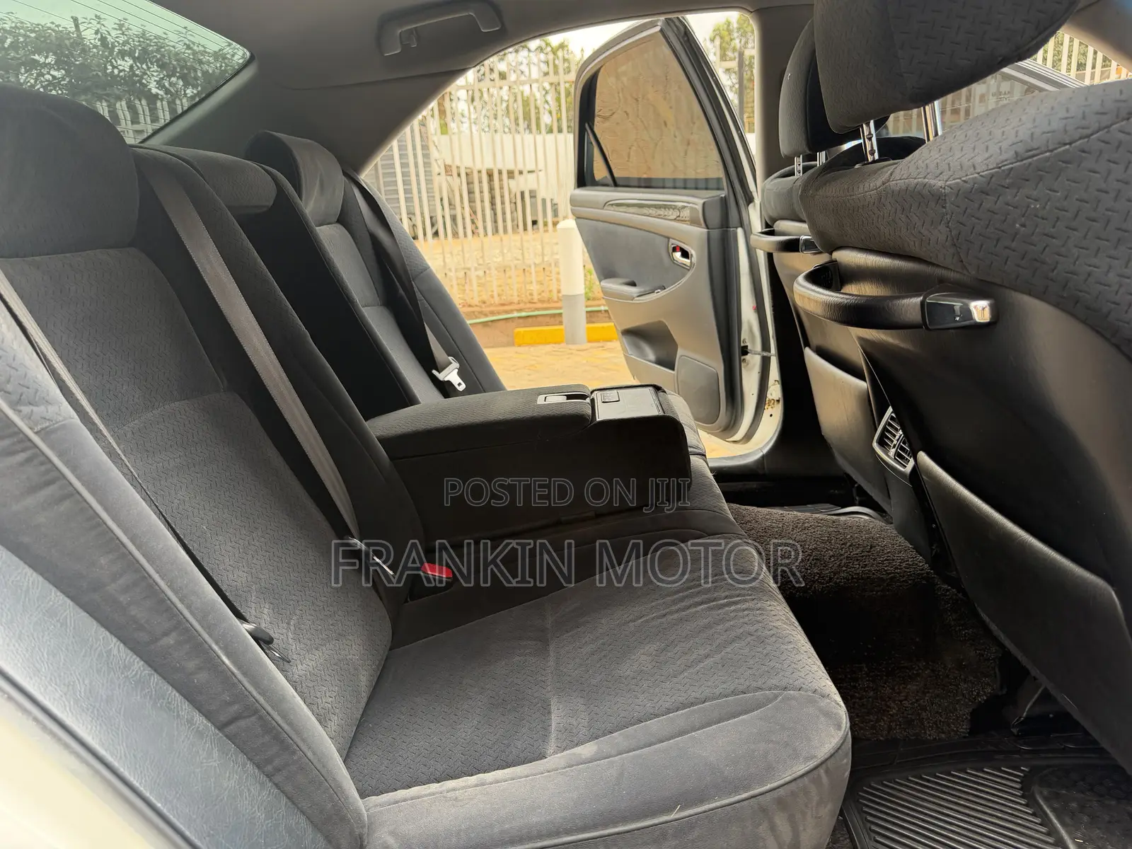 Toyota Crown 2007 White