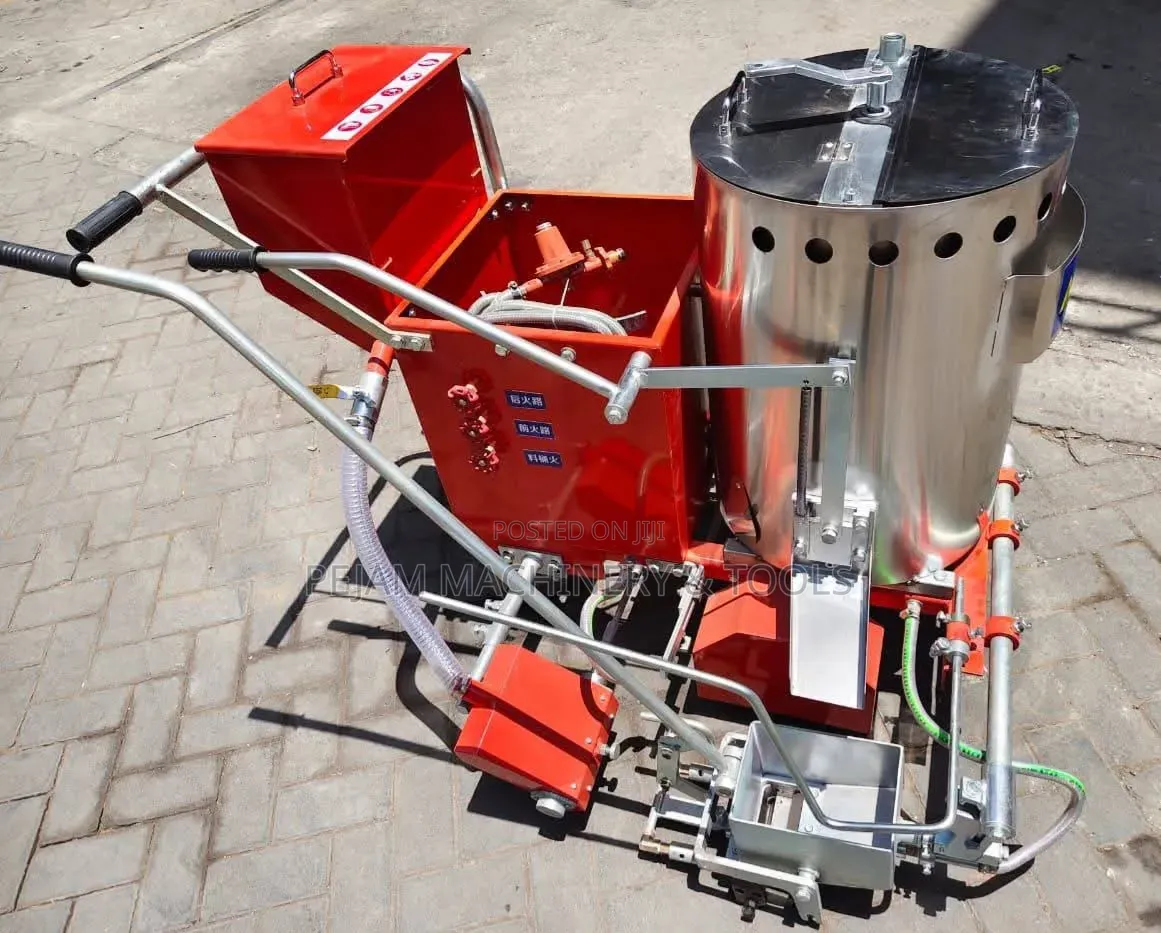 Hand-Push Thermoplastic Road Marking Machine With a Pre-Heating Tank