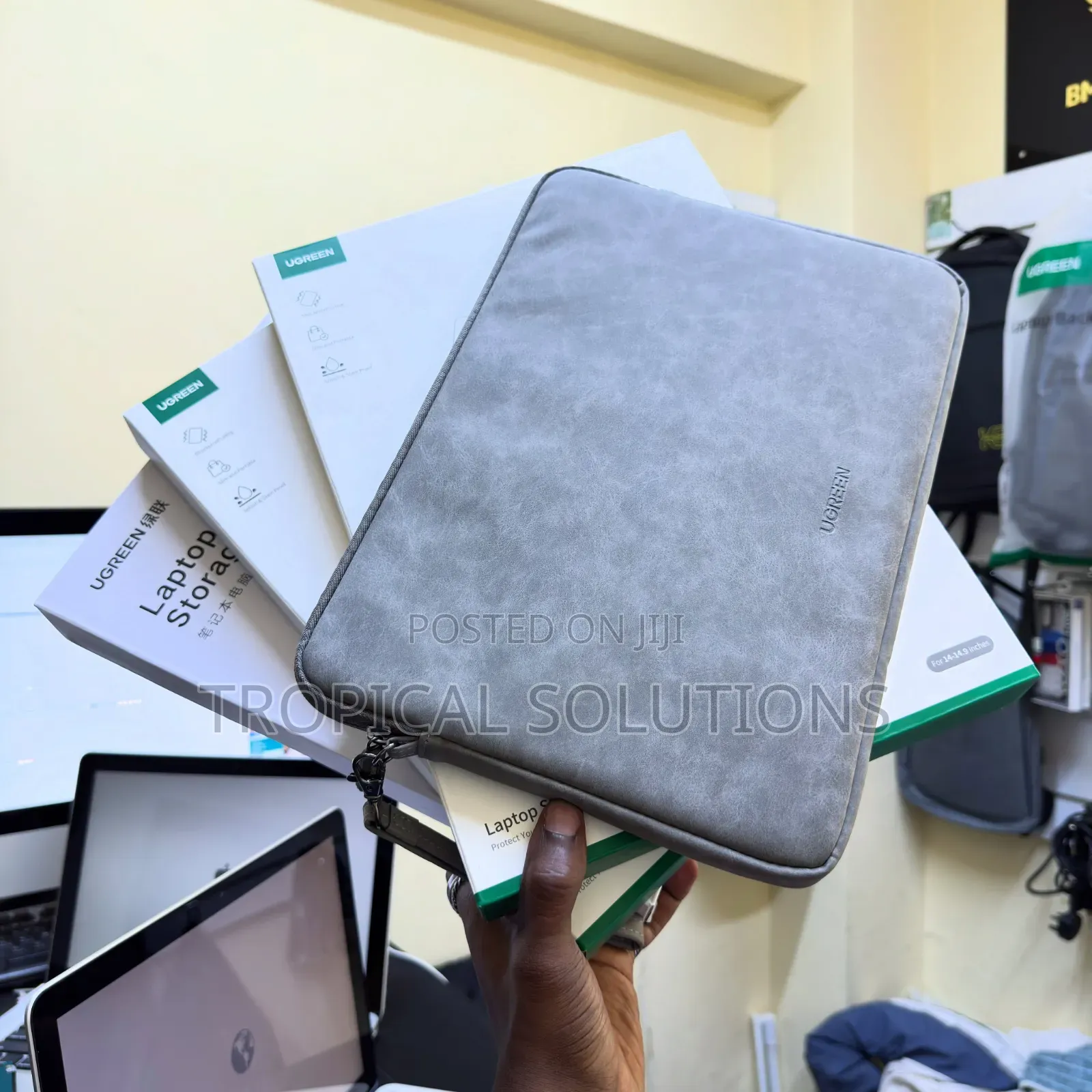 Ugreen Sleeve Case Storage Bag 13 - 13.9" Gray