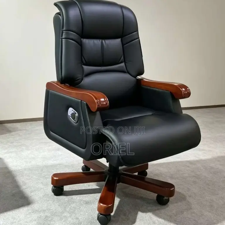 Ergonomic Office Leather Chair : Premium Executive Chair