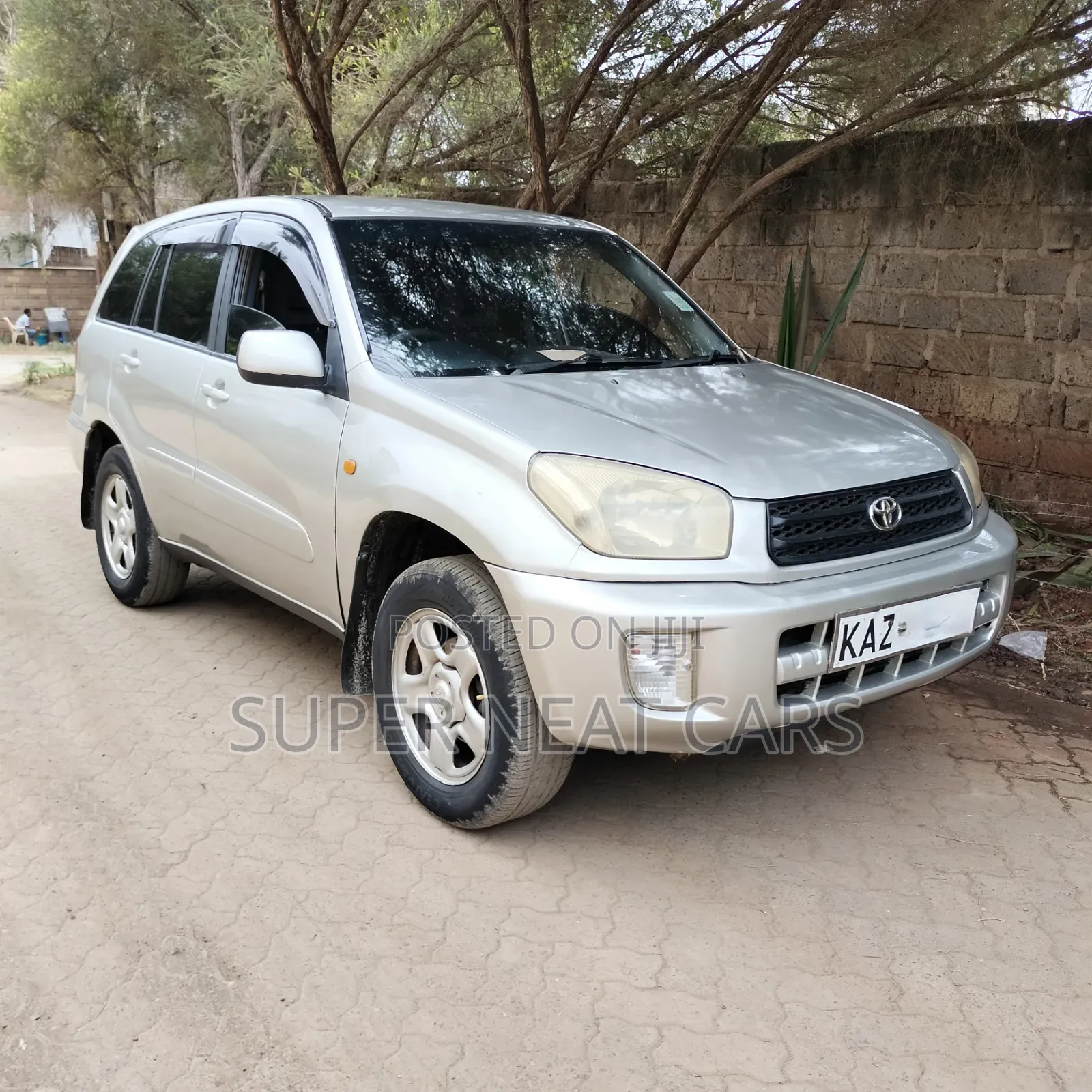 Toyota RAV4 Automatic 2002 Silver