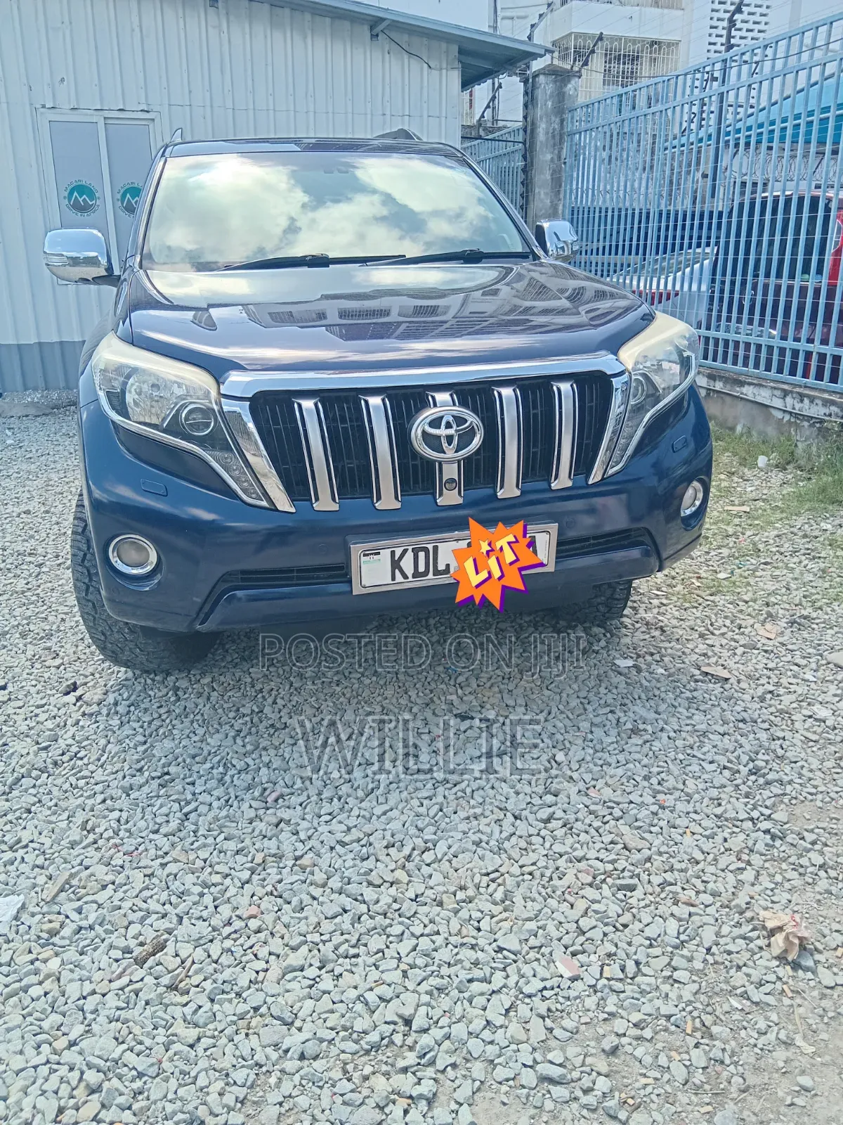 Toyota Land Cruiser Prado 2016 Blue