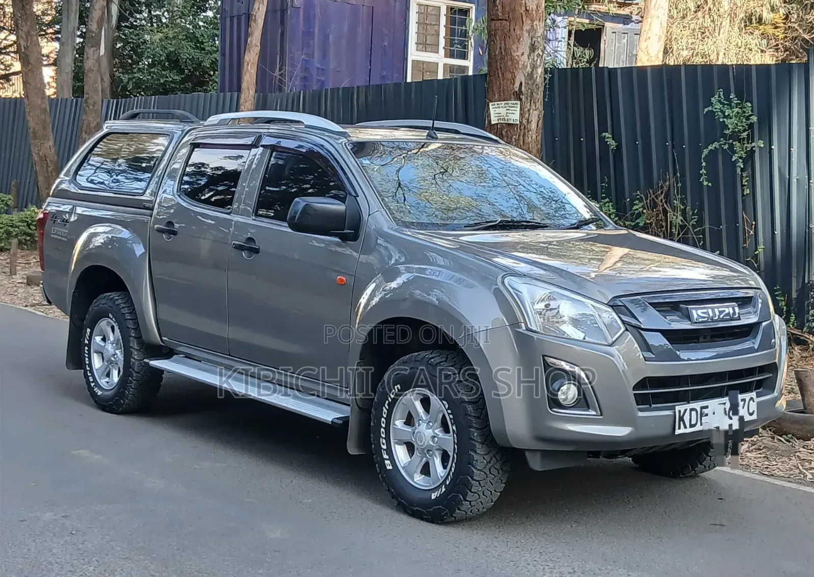 Isuzu D-MAX 2022 Gray
