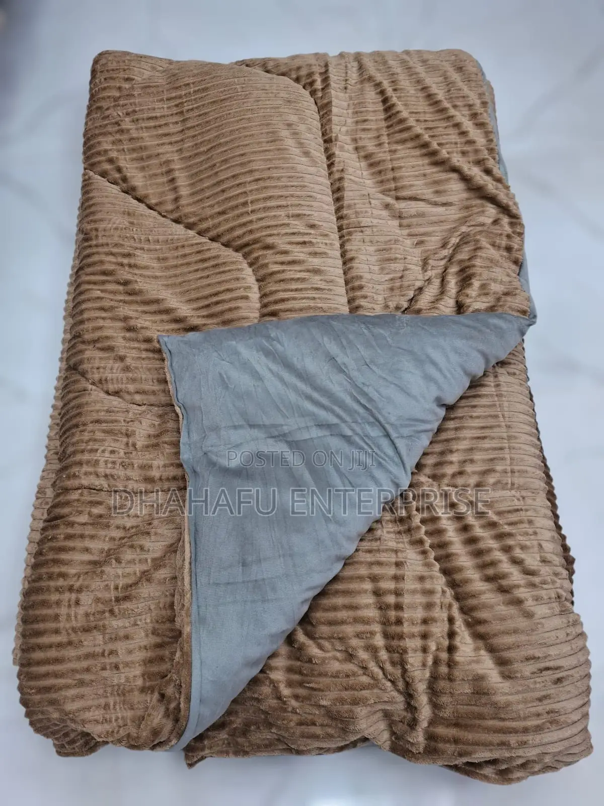 Heavy Warm Velvet Duvet – 220x240cm | Single Piece