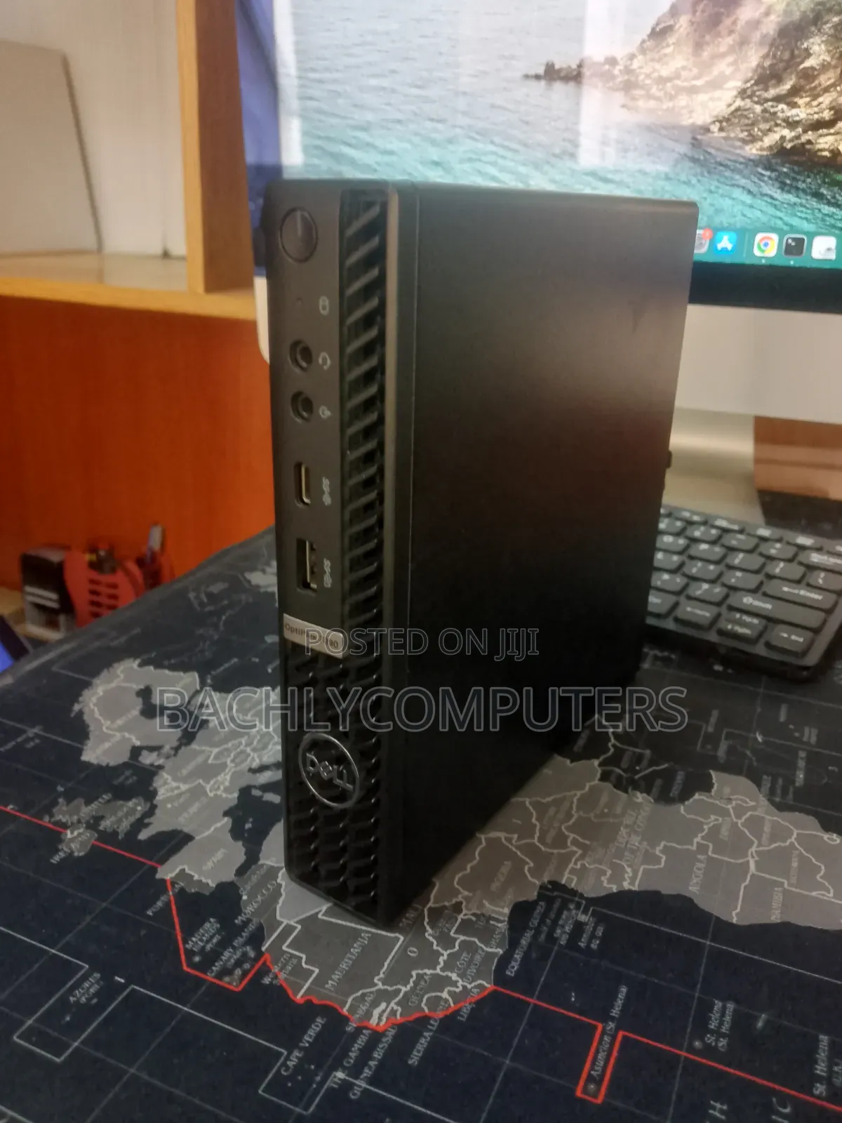 Desktop Computer Dell Optiplex 7090 8GB Intel Core i7 SSD 256GB