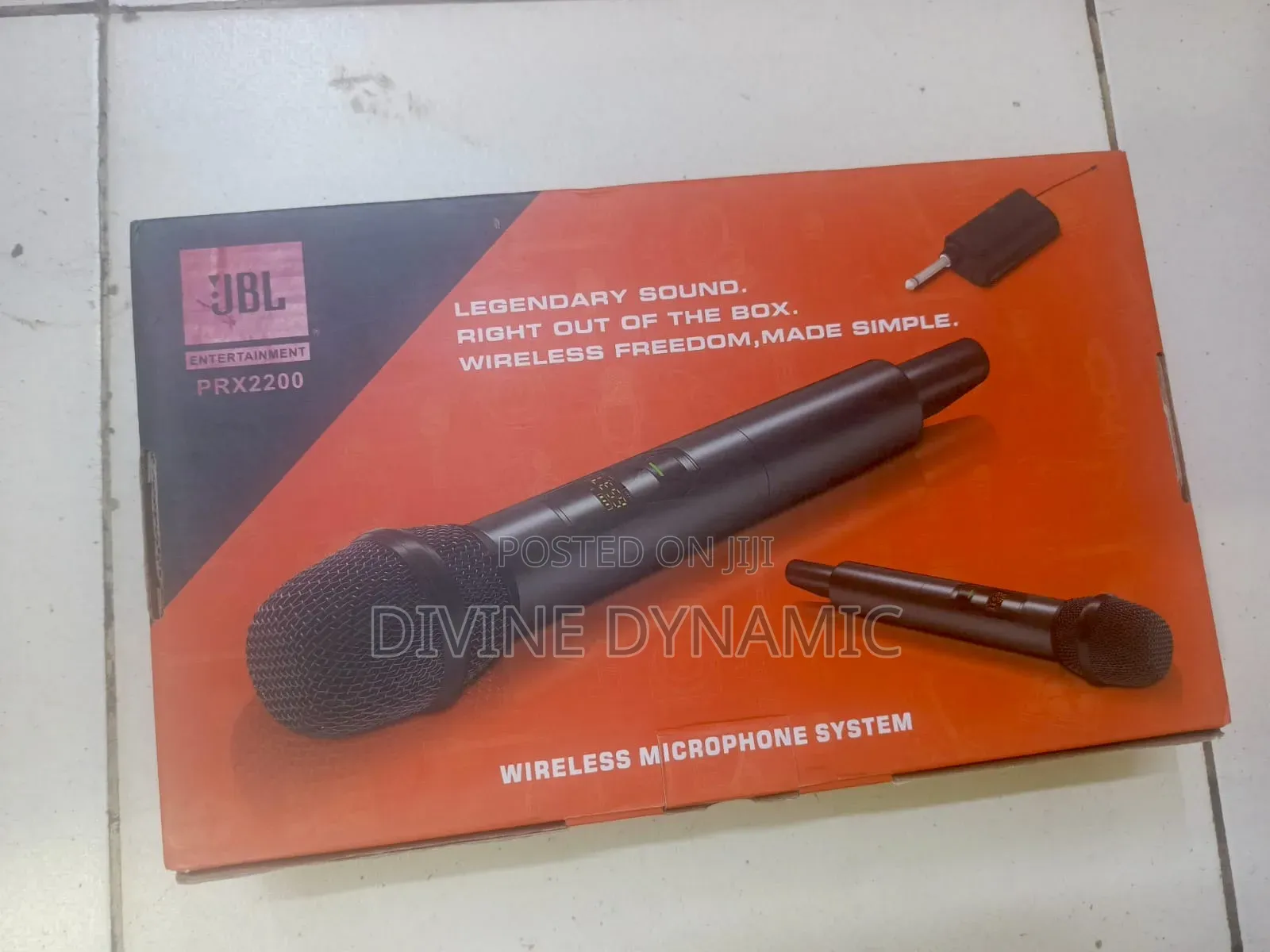 Wireless JBL PRX 2200 Microphone