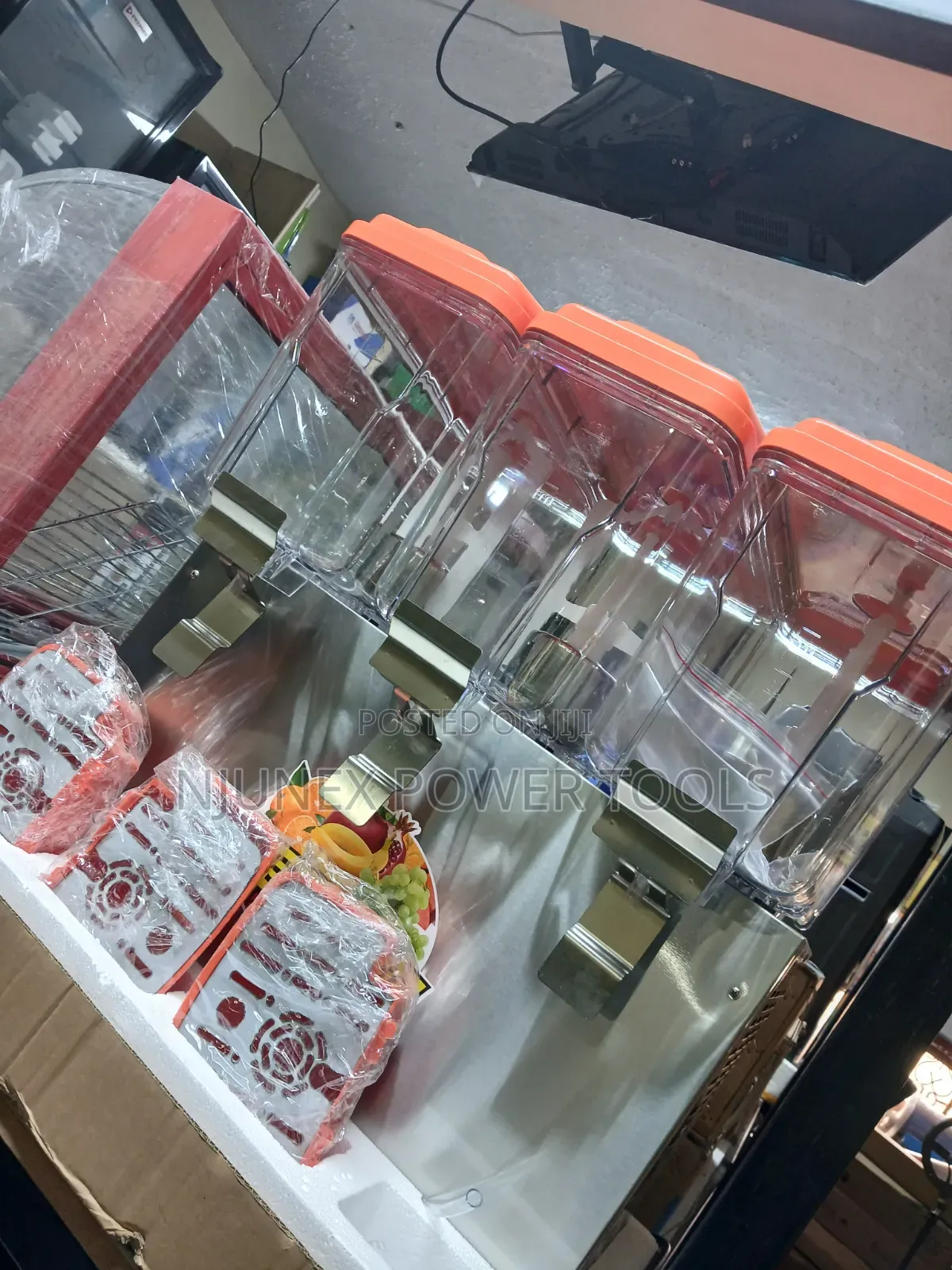 Triple-Bowl Commercial Electric Juice Dispenser