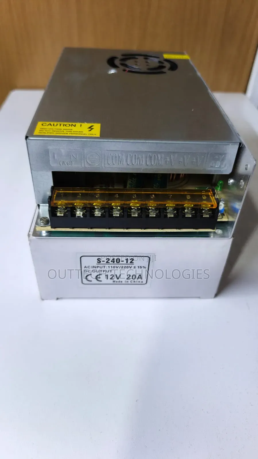 Quality CCTV Power Supply 12v 20a With Fan