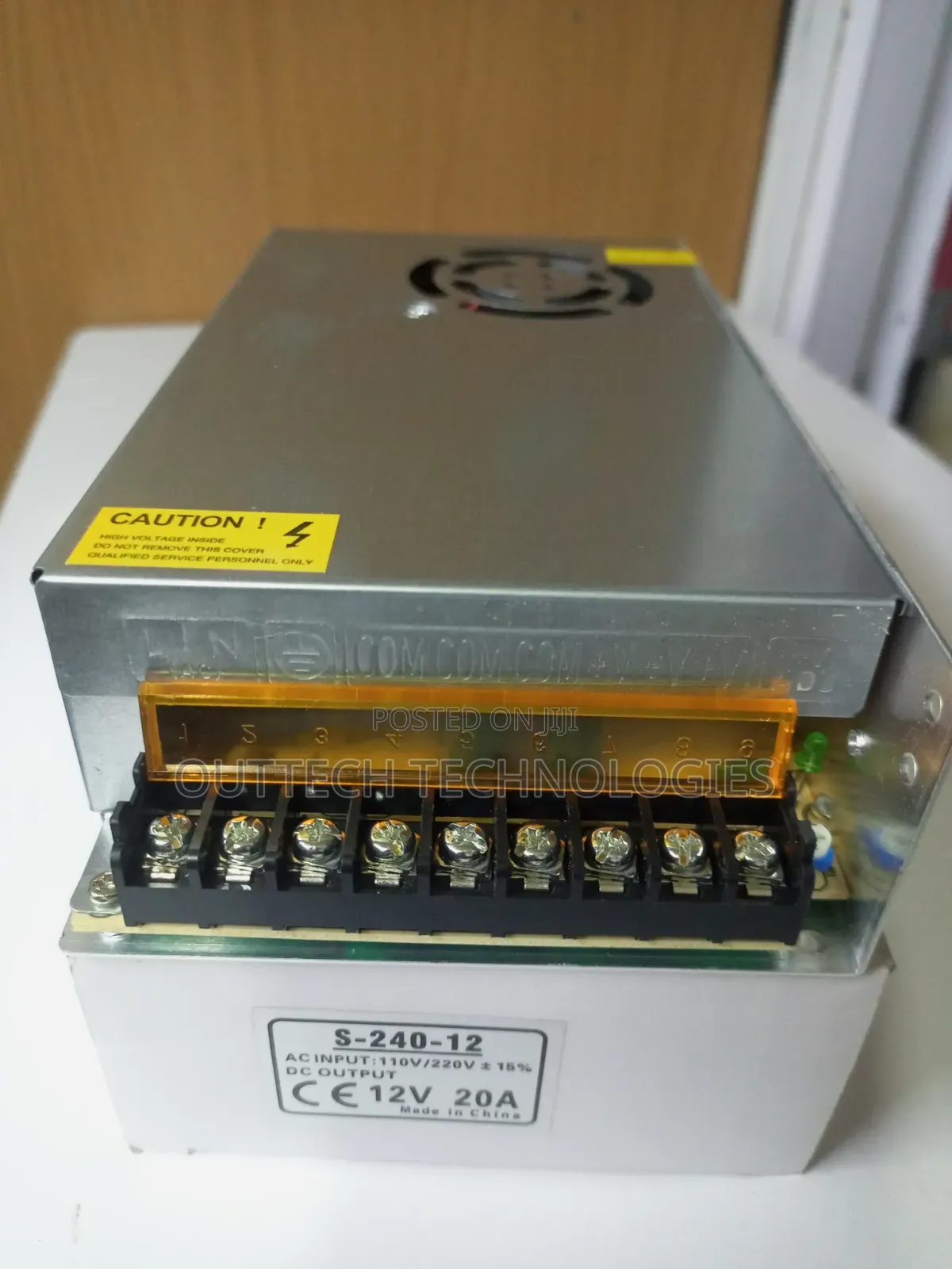 Quality CCTV Power Supply 12v 20a With Fan